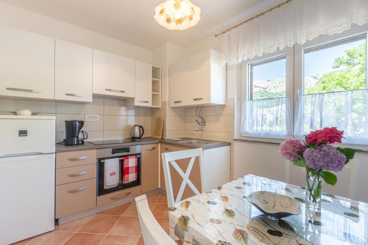 Apartment Beti With Balcony Baska  Exterior photo